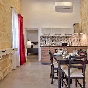 Vallettastay Old 3 Appartamento
