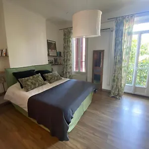t2-au-calme-timone.fr-provencehotel.com/